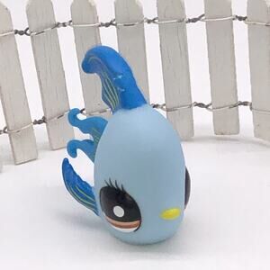 Littlest Pet Shop Two Tone Blue Angel Fish #1378 Brown Eyes